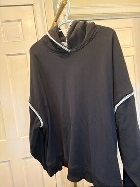 XXL American Eagle EUC contrast stitch hoodie- “faded black”